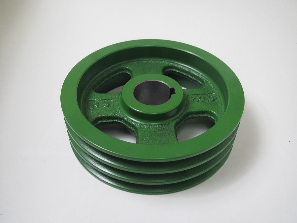 Ｖプーリー軸穴加工