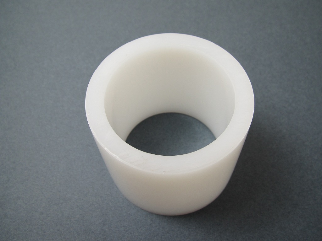 樹脂製カラー製作